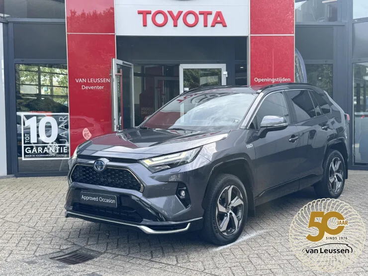 Toyota RAV4 (2023) — foto 1