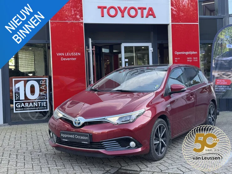 Toyota Auris (2017) — foto 1