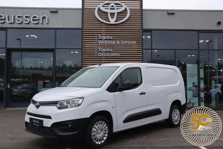 Toyota ProAce City (2024) — foto 1