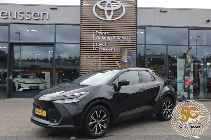 Toyota C-HR (2025) — foto 1