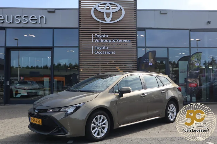 Toyota Corolla (2023) — foto 1
