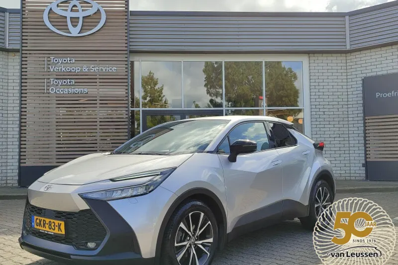 Toyota C-HR (2024)