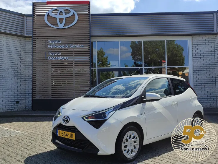 Toyota Aygo (2021) — foto 1