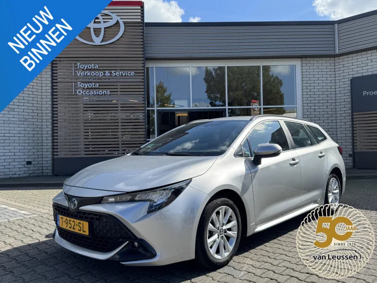 Toyota Corolla (2023) — foto 1