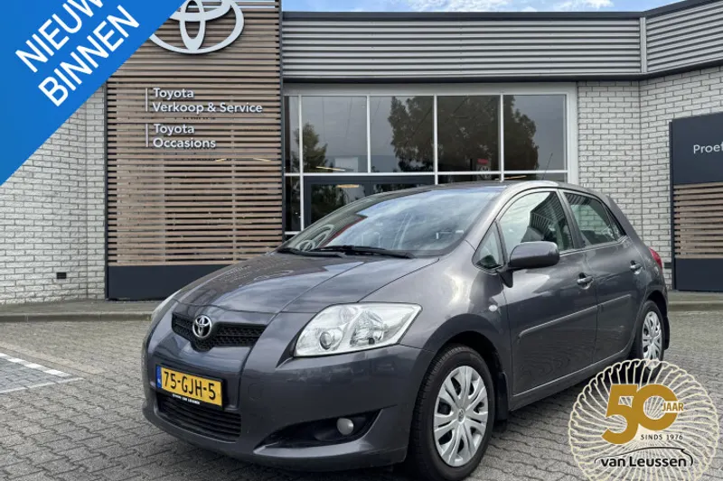 Toyota Auris (2008)