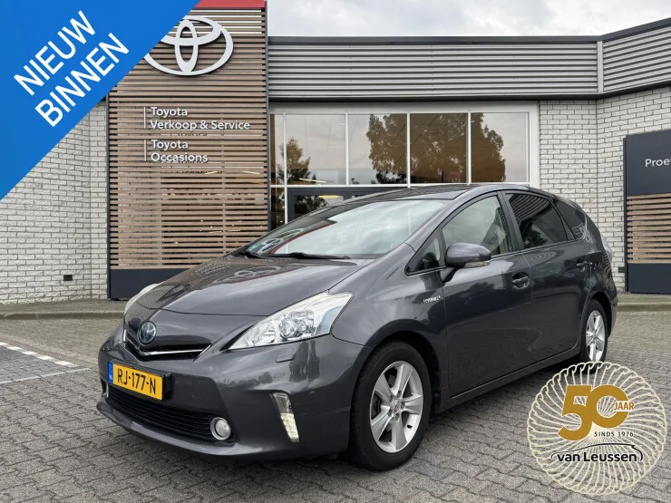 Toyota Prius (2013) — foto 1