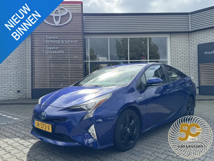 Toyota Prius (2016) — foto 1