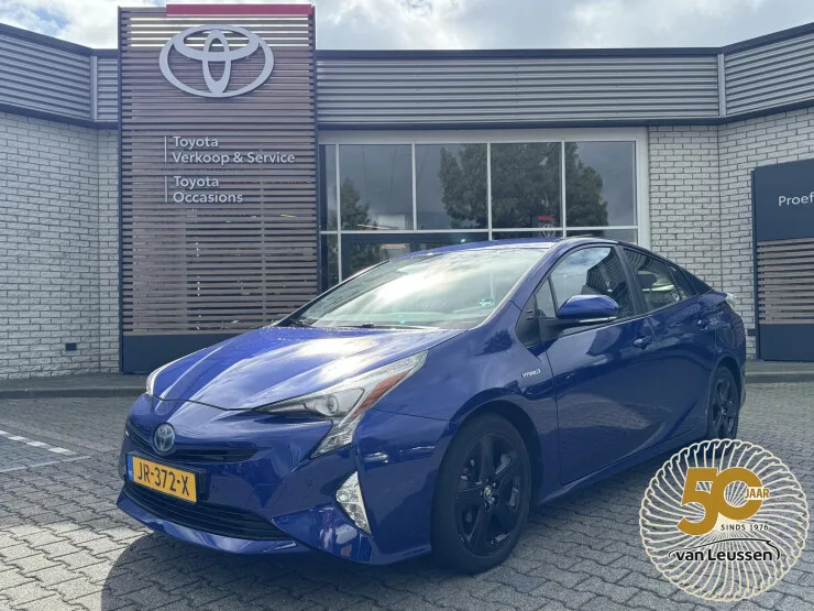 Toyota Prius (2016) — foto 1