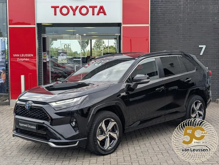 Toyota RAV4 (2022) — foto 1