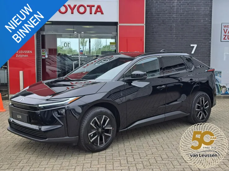 Toyota bZ4X (2026) — foto 1