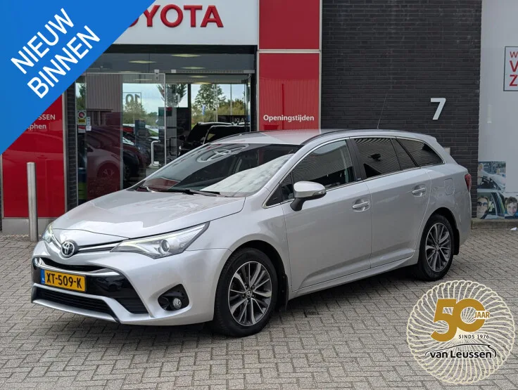 Toyota Avensis (2016) — foto 1