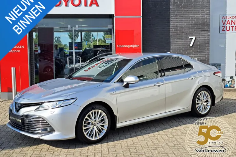 Toyota Camry (2019)