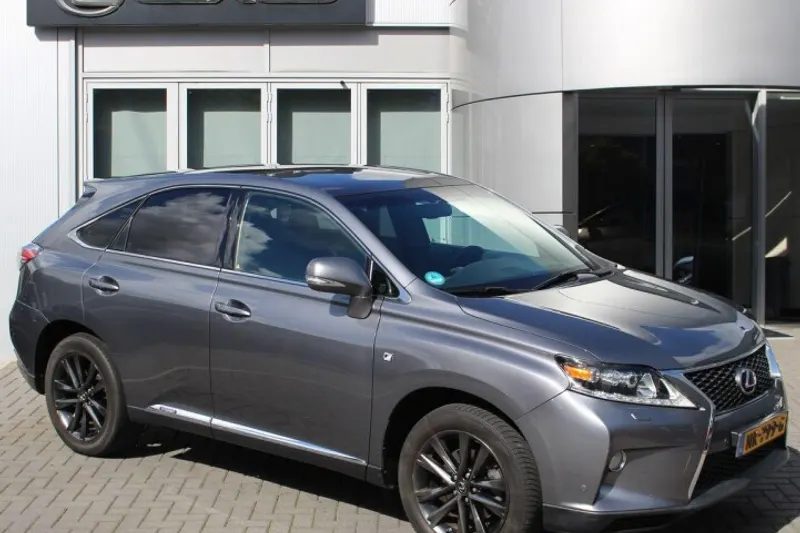 Lexus RX (2015)
