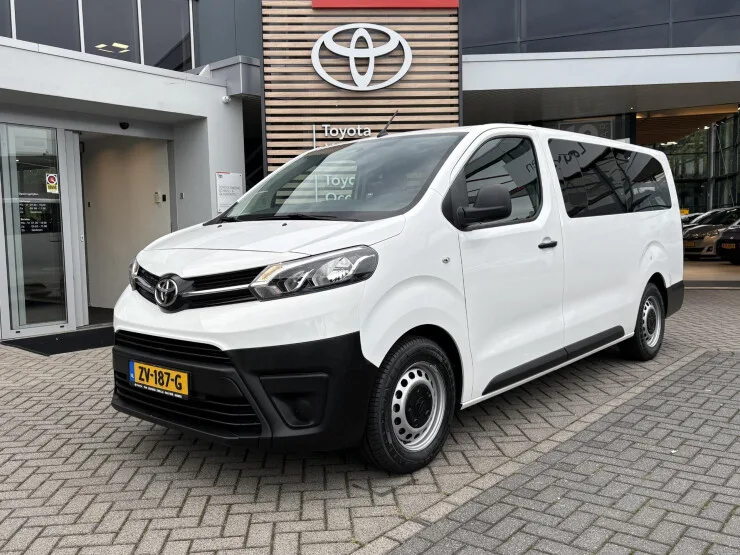 Toyota ProAce Shuttle (2019) — foto 1