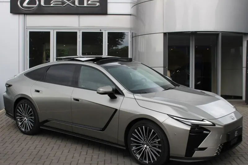 Lexus ES (2026)