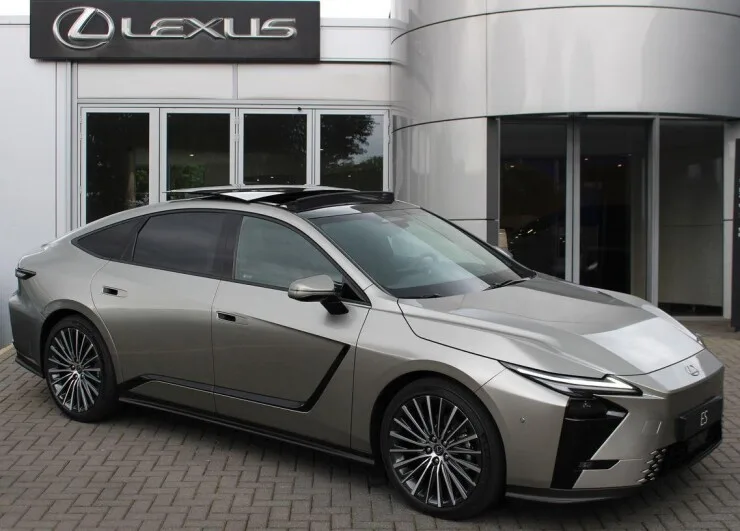 Lexus ES (2026) — foto 1