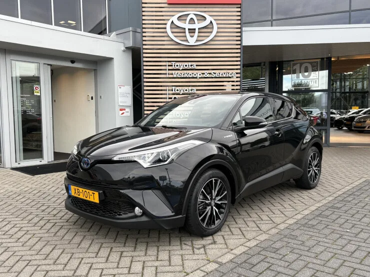 Toyota C-HR (2018) — foto 1