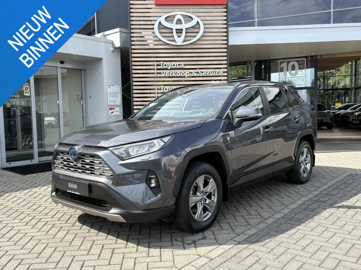 Toyota RAV4 (2024) — foto 1