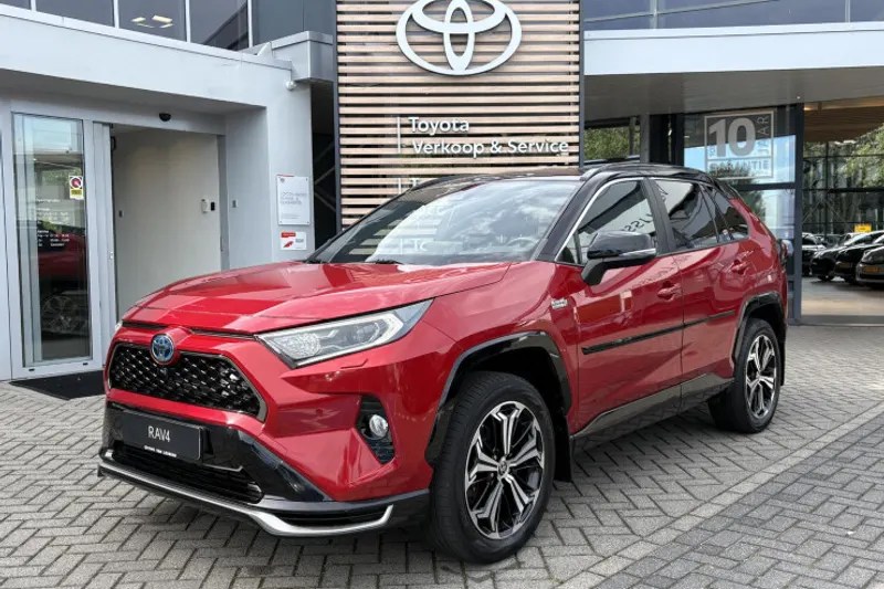 Toyota RAV4 (2021)