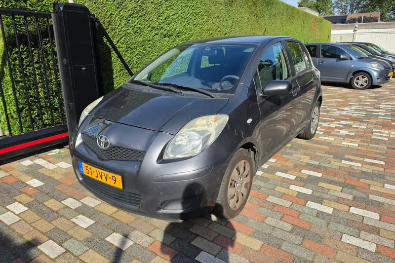Toyota Yaris (2009)