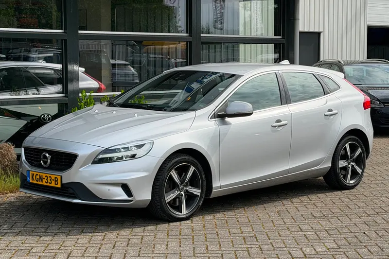 Volvo V40 (2019)