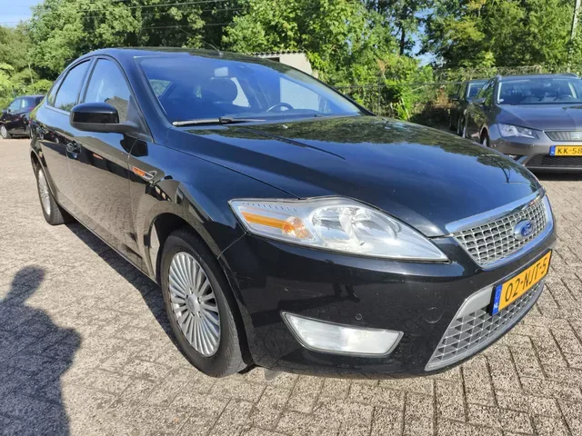 Ford Mondeo (2010) — foto 1