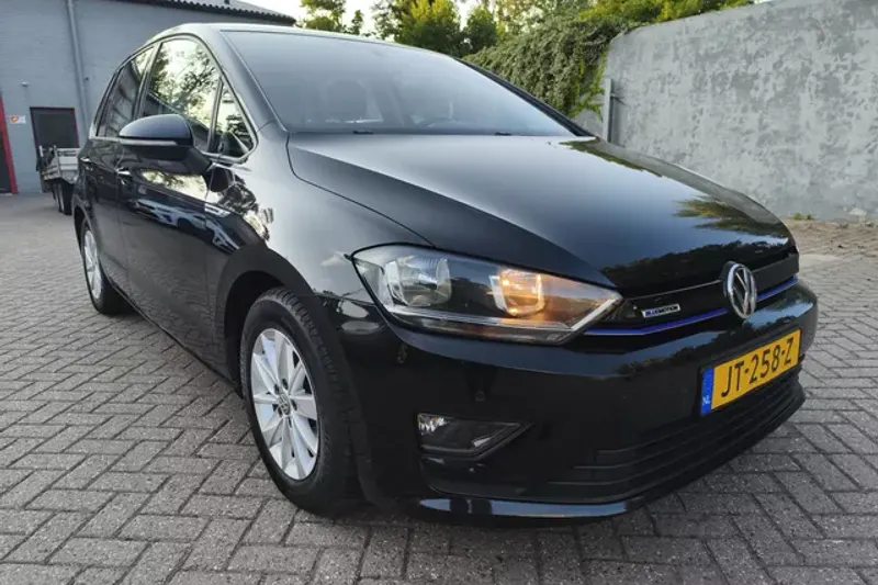 Volkswagen Golf Sportsvan (2016)