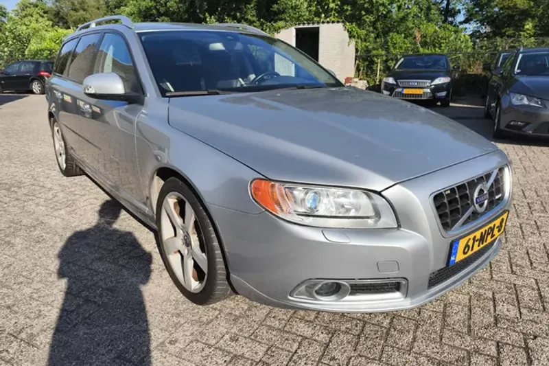 Volvo V70 (2010)