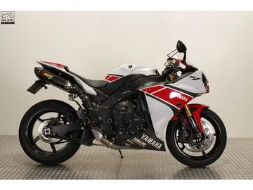 Yamaha YZF-R1 (2012) — foto 1