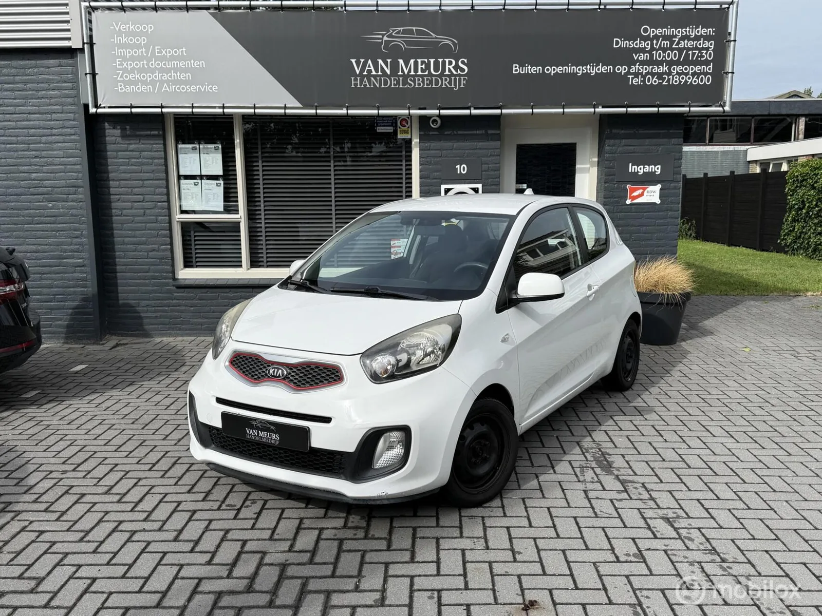 Kia Picanto (2012) — foto 1