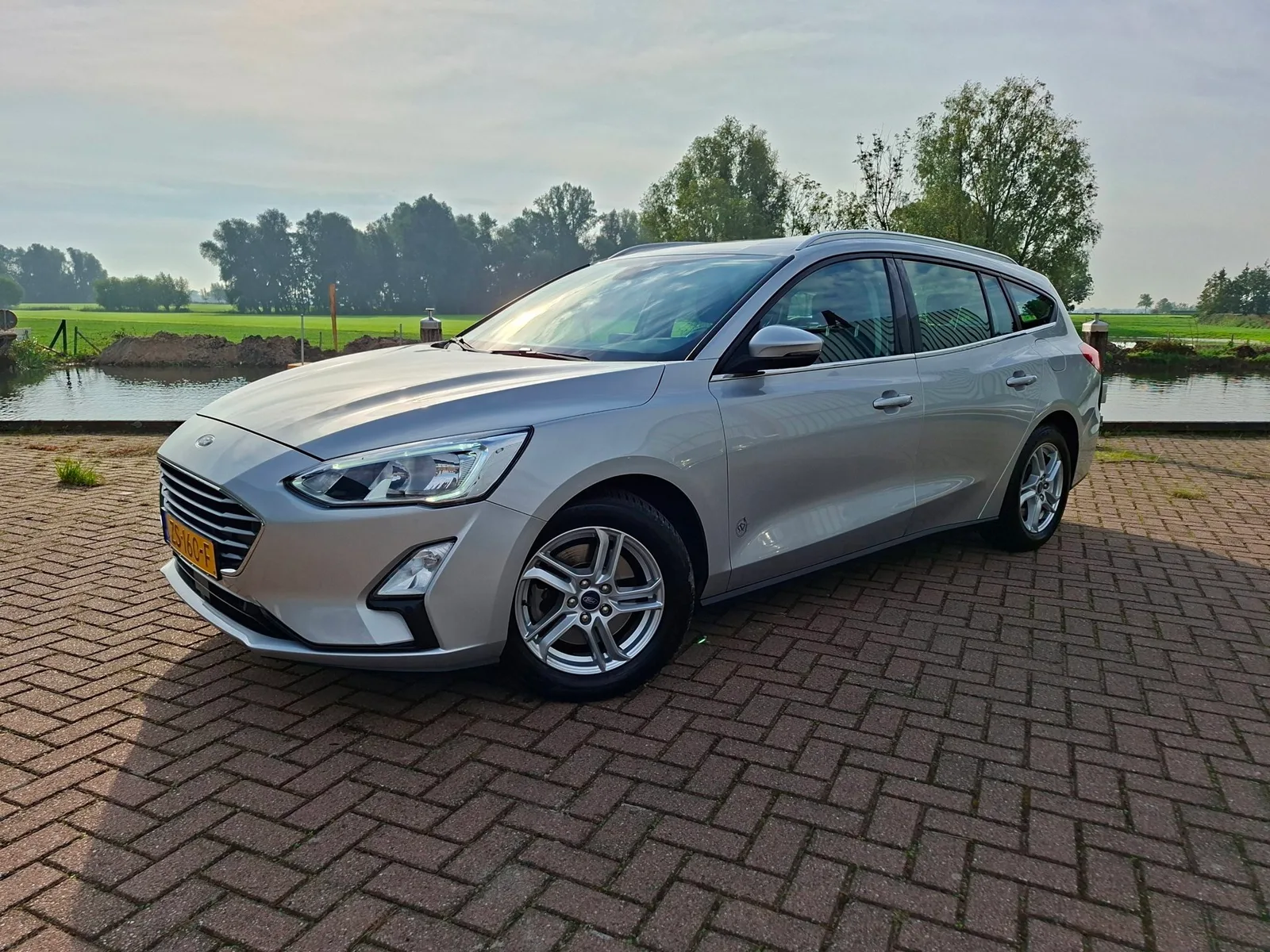 Ford Focus (2019) — foto 1