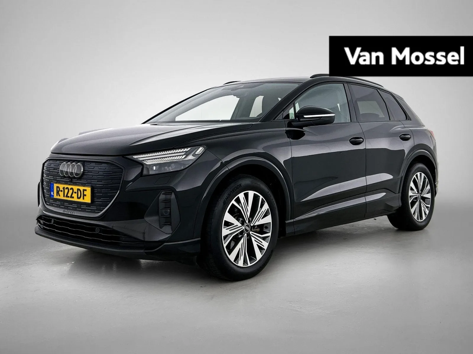 Audi Q4 e-tron (2022) — foto 1