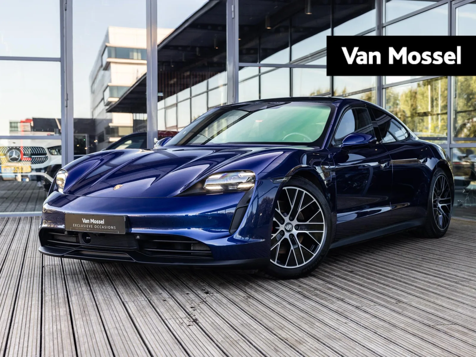 Porsche Taycan (2021) — foto 1