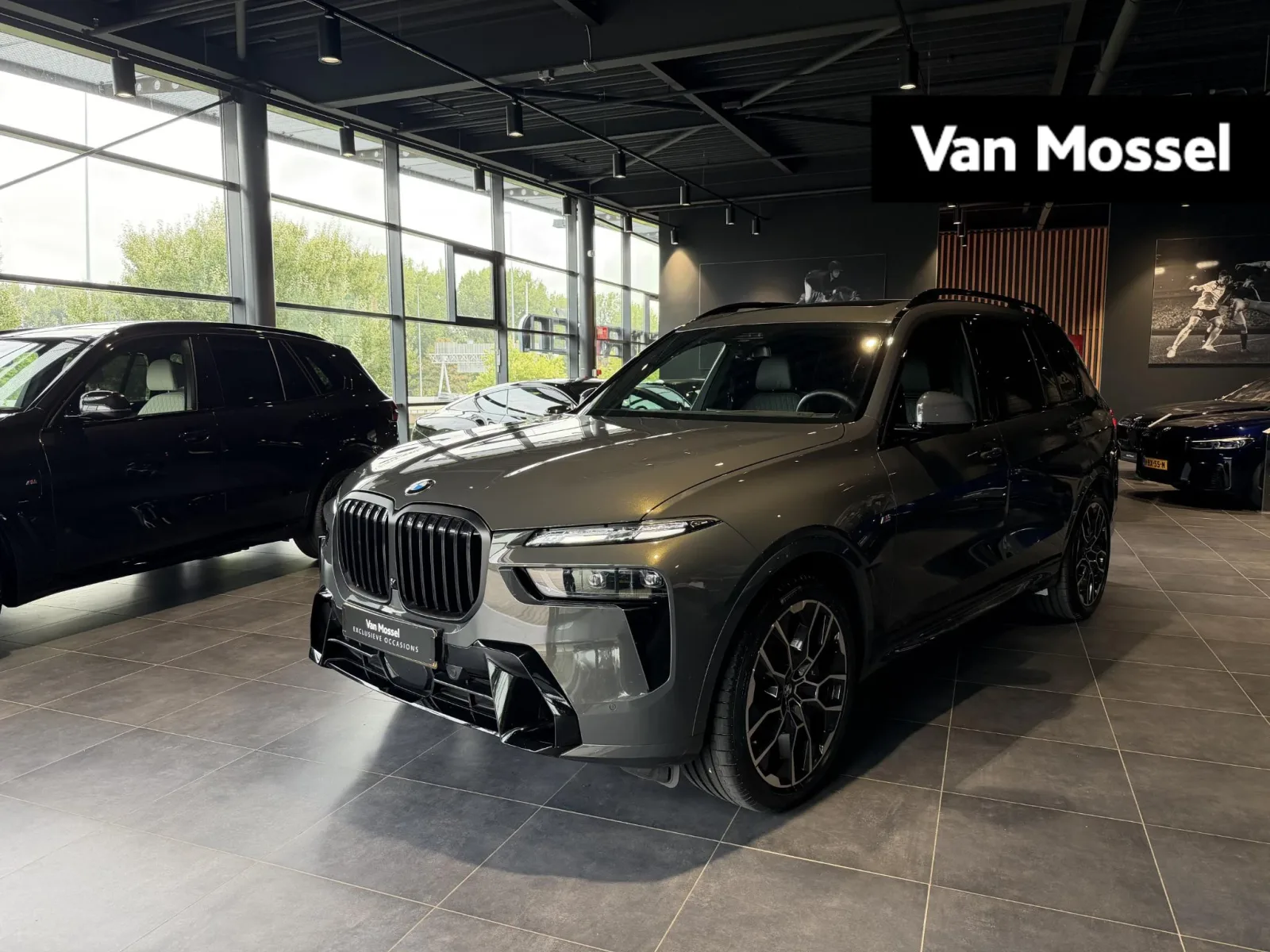BMW X7 (2025) — foto 1