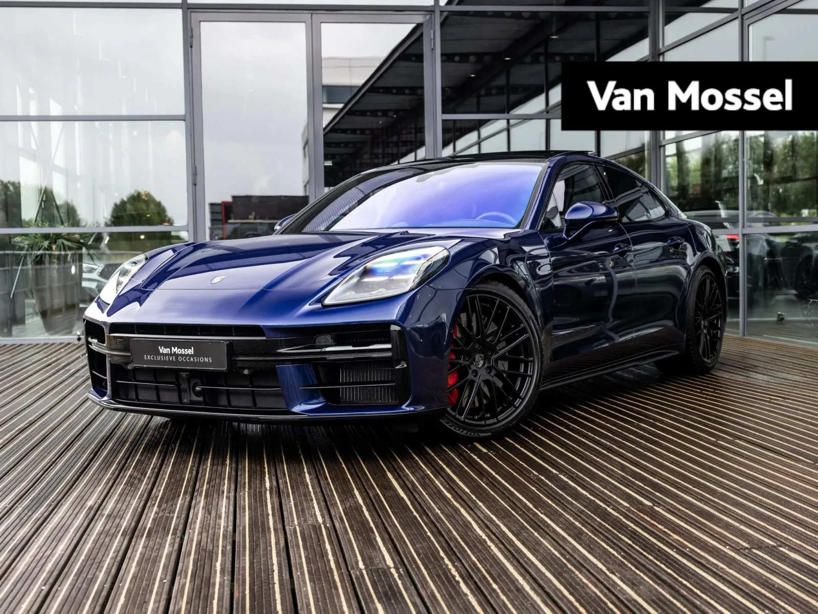 Porsche Panamera (2024) — foto 1