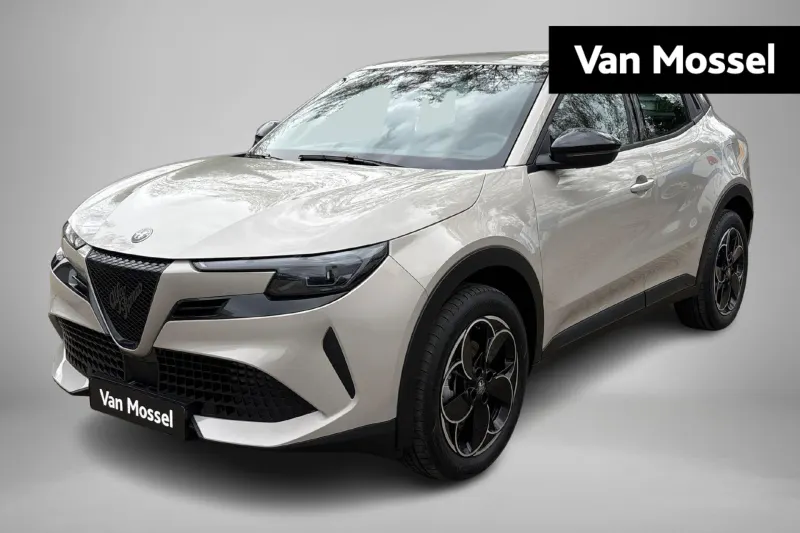 Alfa Romeo Junior (2025)