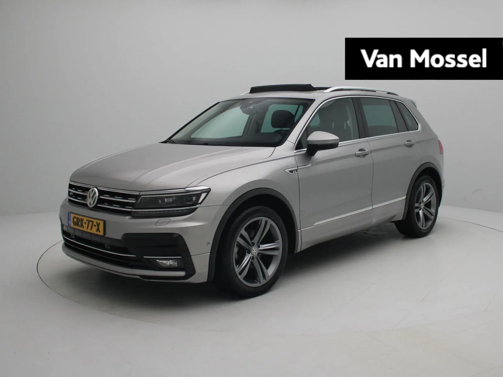 Volkswagen Tiguan (2018) — foto 1