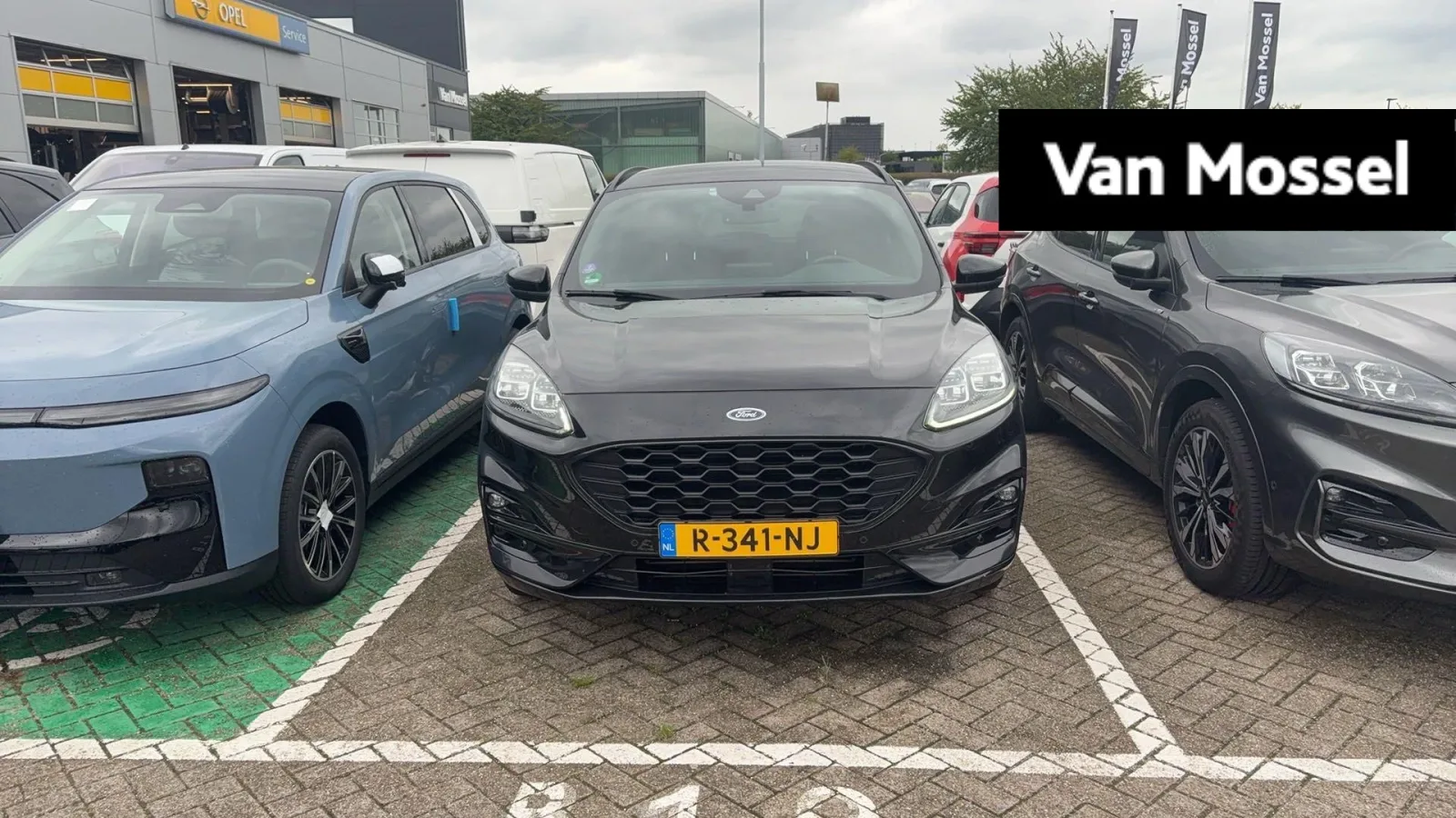 Ford Kuga (2021) — foto 1