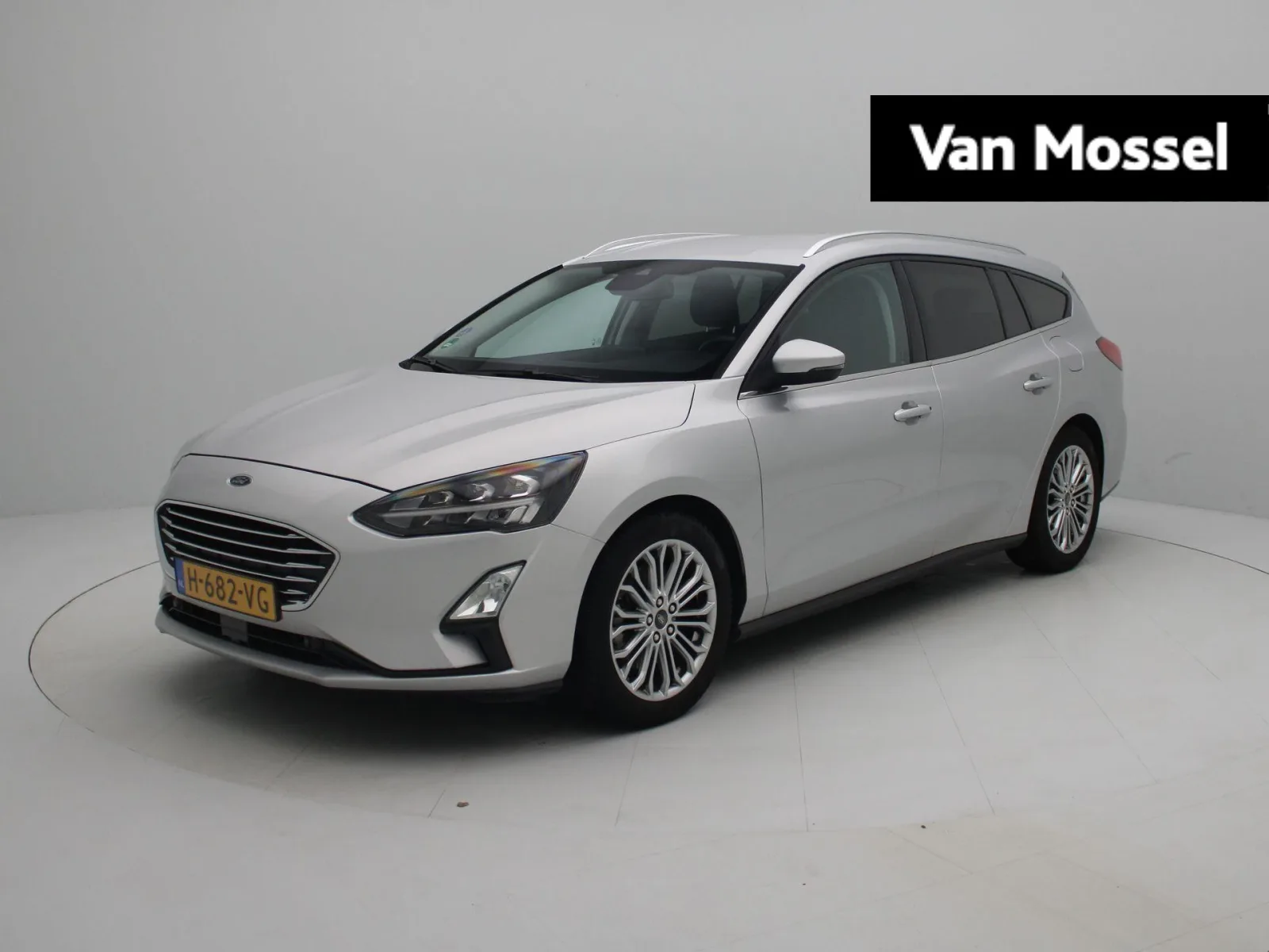 Ford Focus (2020) — foto 1