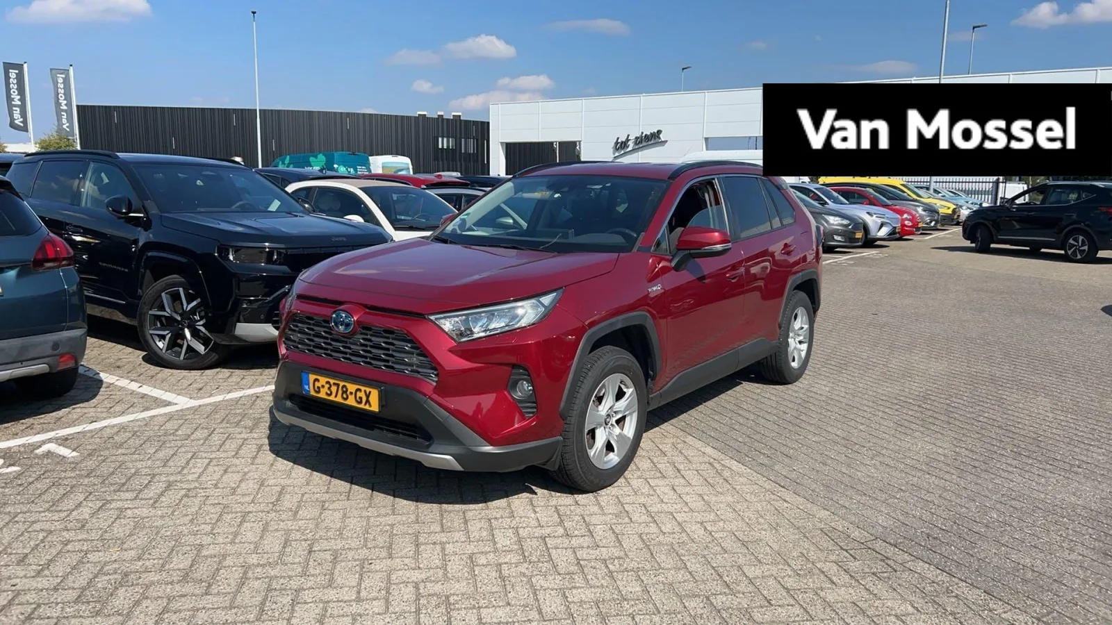 Toyota RAV4 (2019) — foto 1