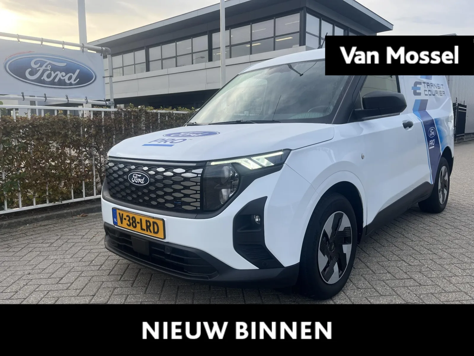 Ford E-Transit (2025) — foto 1