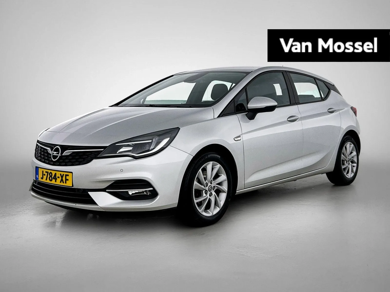 Opel Astra (2020) — foto 1