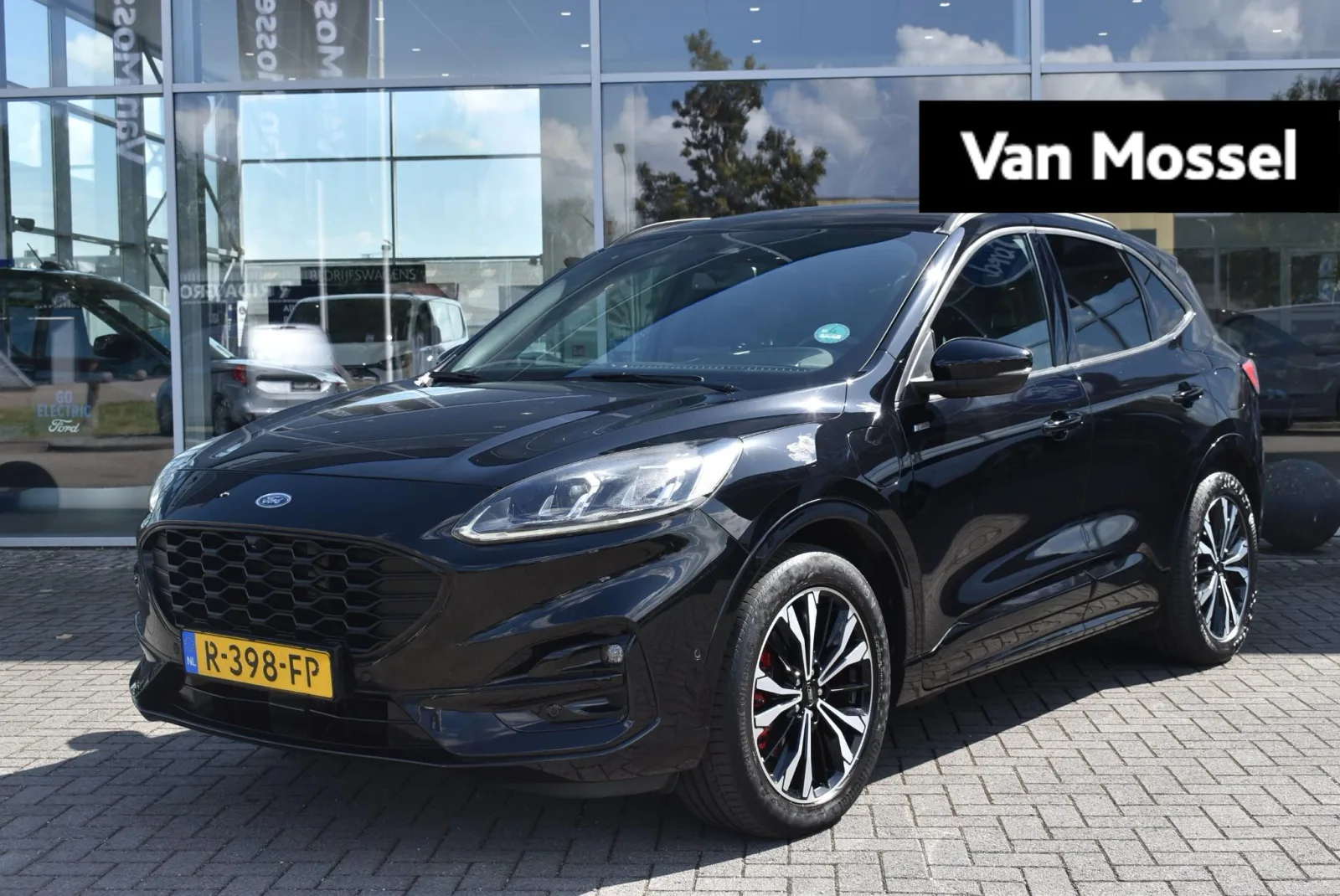 Ford Kuga (2020) — foto 1