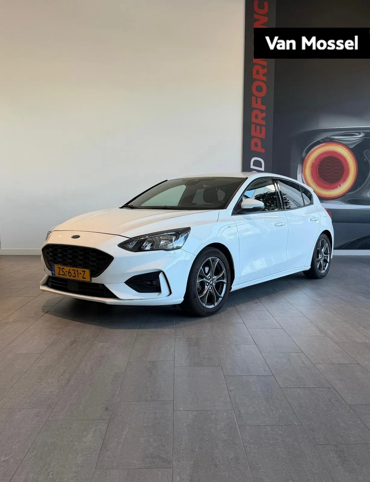 Ford Focus (2019) — foto 1