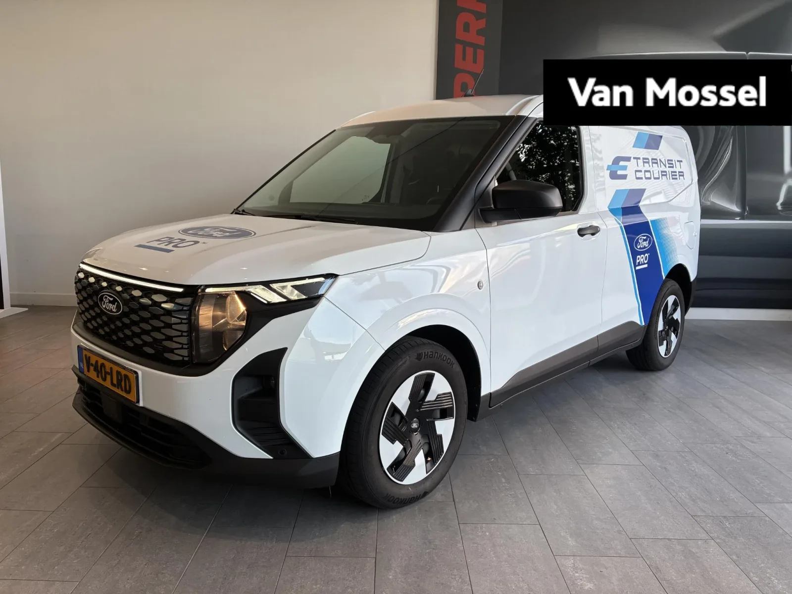 Ford E-Transit Courier (2025) — foto 1