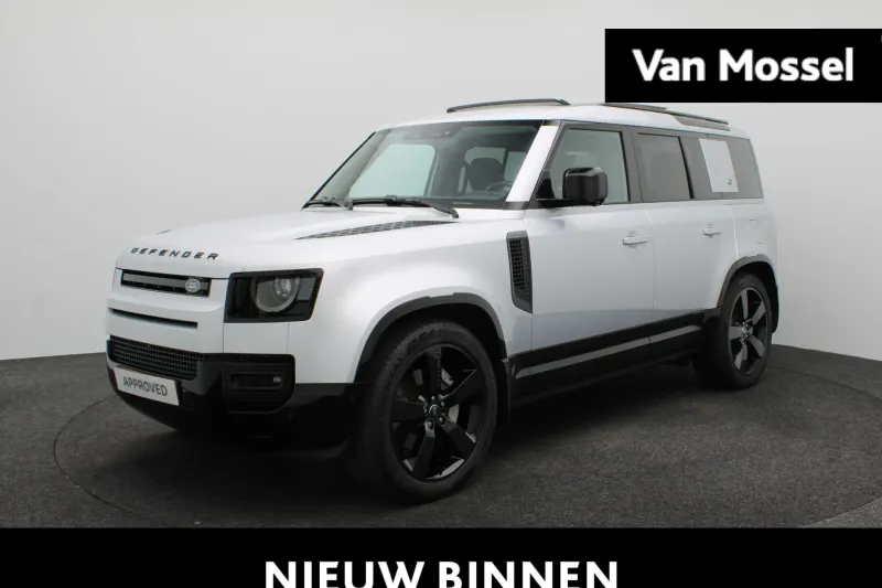 Land Rover Defender (2023)