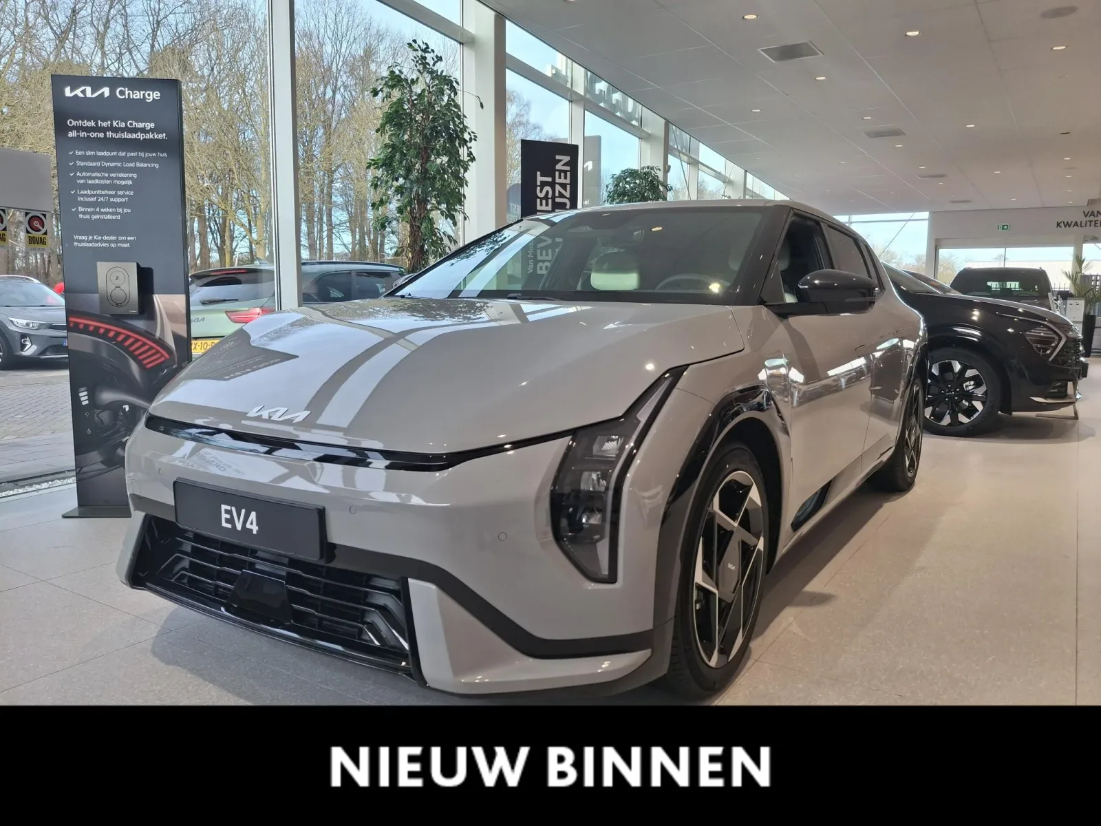 Kia EV4 (2026) — foto 1
