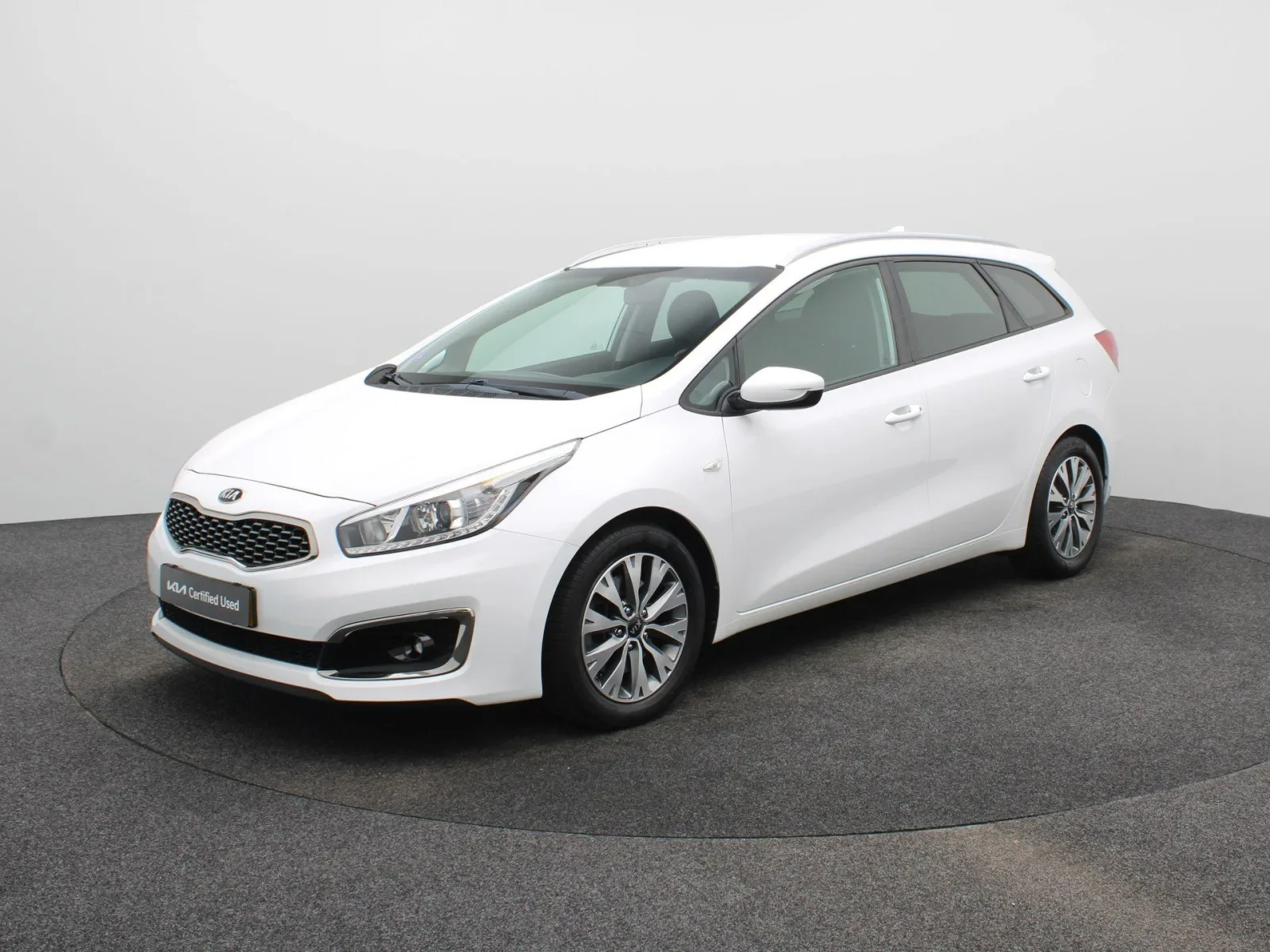 Kia Ceed (2018) — foto 1