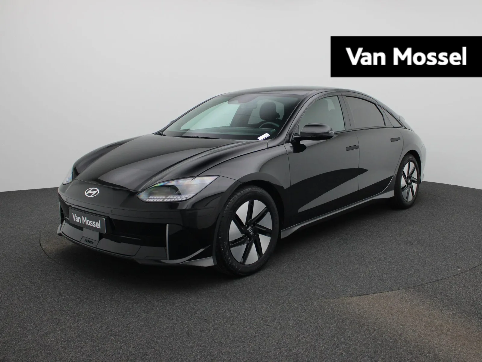 Hyundai Ioniq 6 (2024) — foto 1