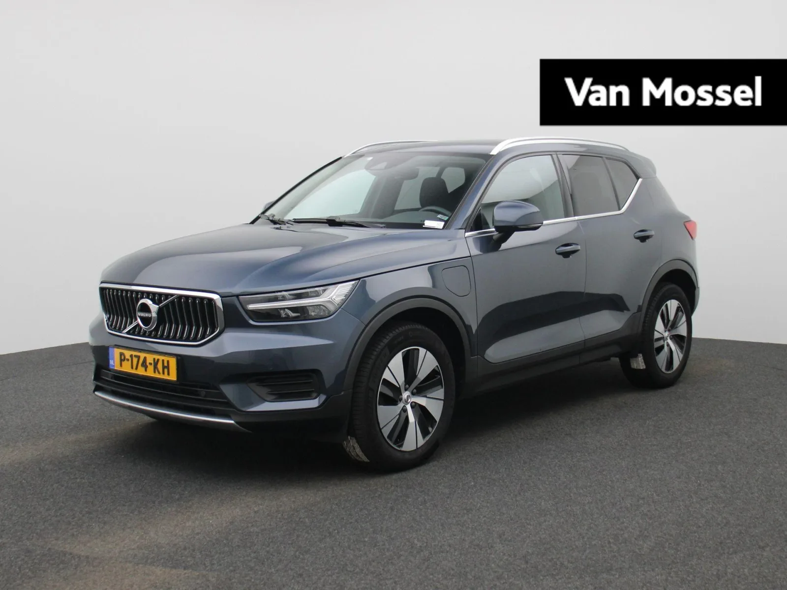 Volvo XC40 (2022) — foto 1